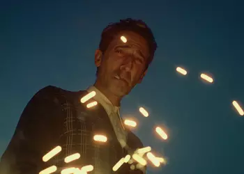 Лол Кроули получил Оскар за лучшую операторскую работу в фильме Бруталист, обогнав сиквел Дюны и Носферату