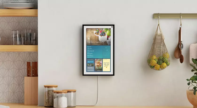 Amazon представила 15-дюймовый смарт-дисплей Echo Show за $249