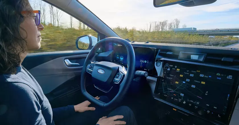 Автономный опыт: Тестируем возможности BlueCruise