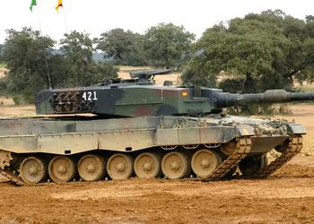 Oficial: España ha enviado a Ucrania un lote adicional de carros de combate Leopard 2 y vehículos blindados de transporte de tropas M113.