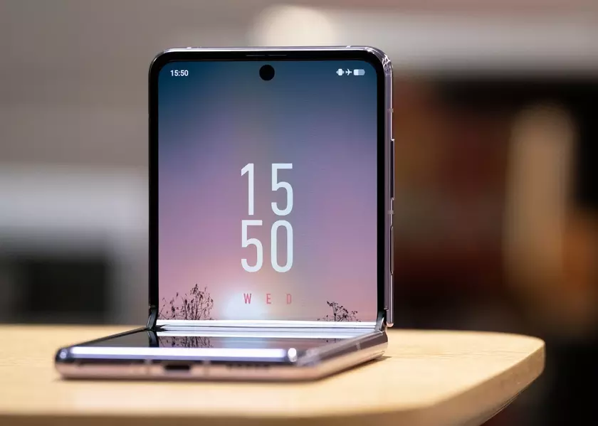 Инсайдер рассказал когда состоится презентация складного смартфона Honor Magic Flip