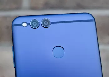 Became known for the announcement of a two-cell budget smartphone Honor 7C