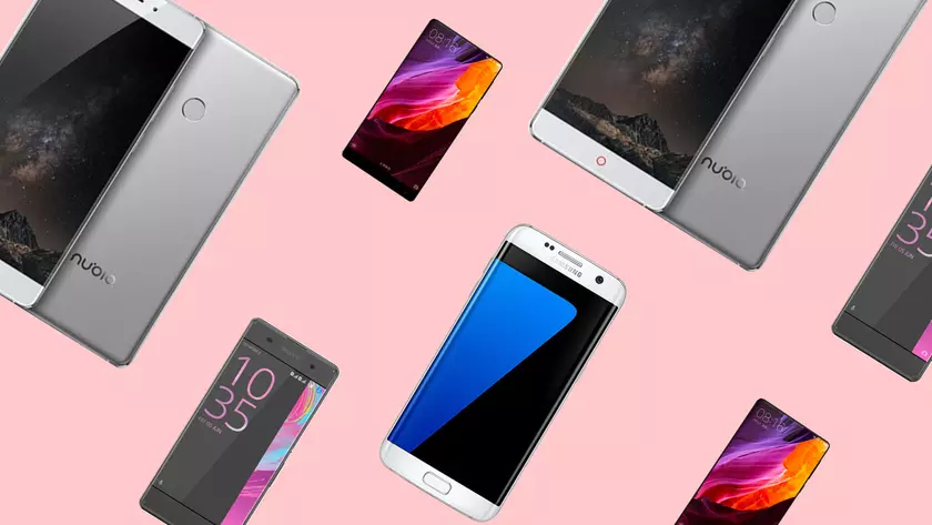 Аналитики: к концу года 45% всех смартфонов будут «безрамочниками»