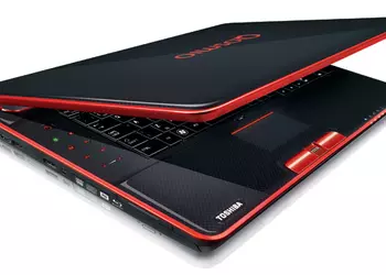 Ноутбук Toshiba Qosmio X500 появится в Украине в ноябре