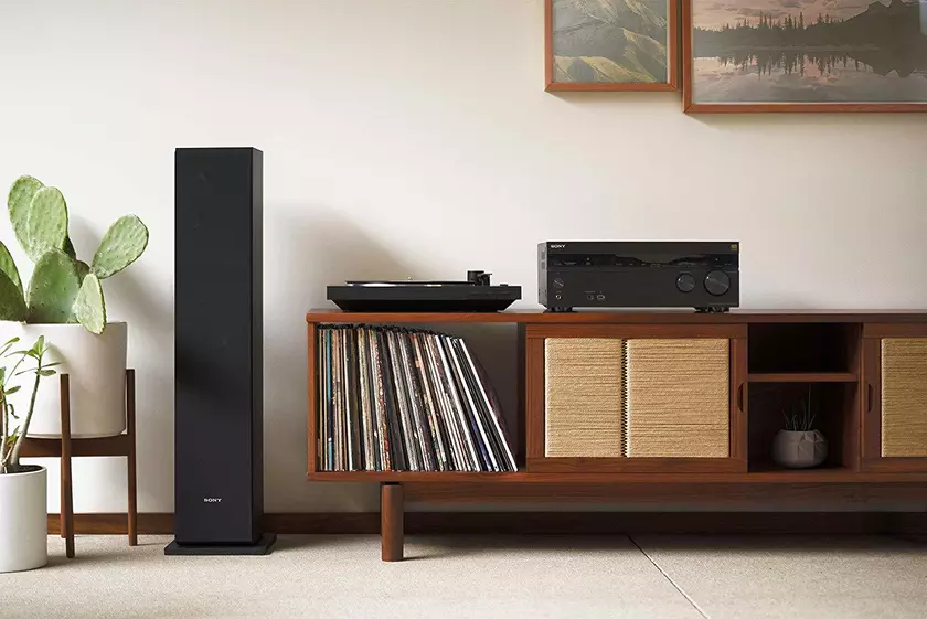 Как подключить проигрыватель виниловых пластинок к акустической системе