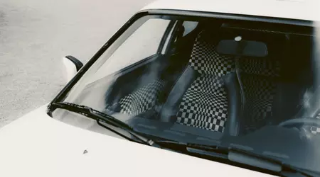 Porsche has resumed production of legendary fabrics for classic models