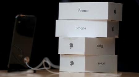 Des fraudeurs ont tenté d'escroquer 3 millions de dollars à Apple en remplaçant plus de 5 000 iPhones contrefaits par des iPhones originaux.