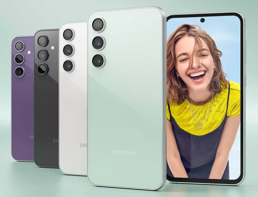 Пользователи Samsung Galaxy S23 Fan Edition начали получать мартовское обновление системы