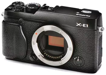 Fujifilm X-E1: удешевлённая камера с байонетом Fujifilm X-Mount 