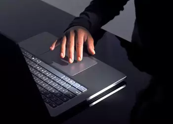 Microsoft, что происходит? На дороге в Редмонде найден и позже протестирован рабочий прототип премиального Surface Laptop Ultra на новом чипе Nvidia RTX Spark