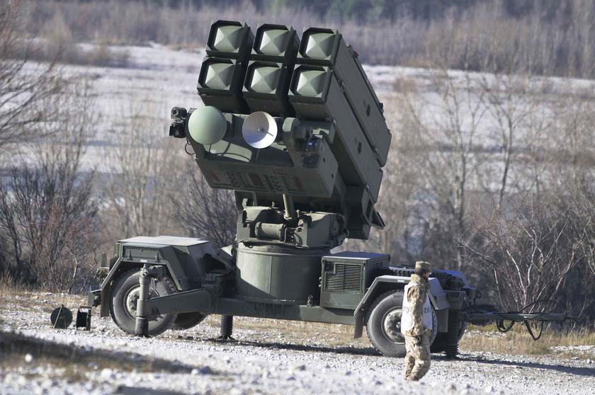 Sistemas de defensa aérea Aspide, sistema de defensa aérea Hawk, ATGMs y lanzagranadas: España entrega a Ucrania un nuevo paquete de ayuda militar