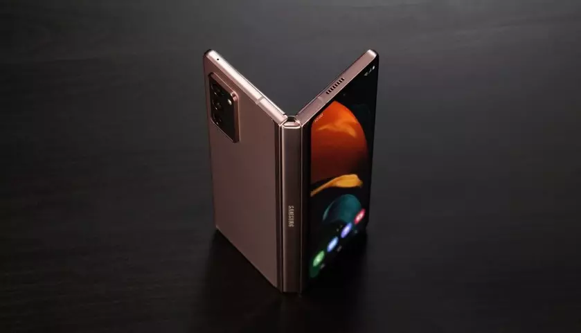 Samsung Galaxy Fold 2 вслед за Galaxy Fold 3 начал получать июльское обновление программного обеспечения