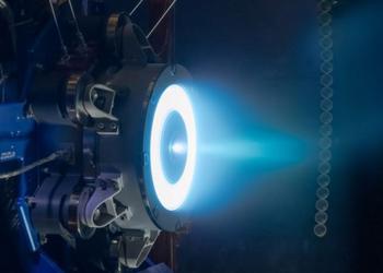 La NASA ha testato il più potente motore a razzo elettrico della storia, che sarà installato nella stazione orbitale Lunar Gateway