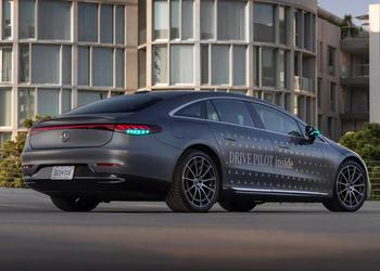 Mercedes-Benz is ahead of the competition: ...