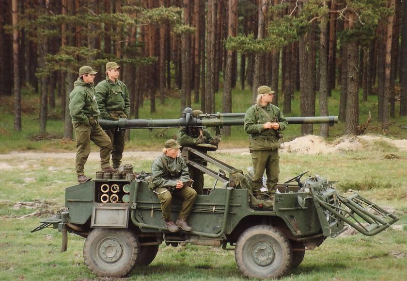 ВСУ начали использовать шведские противотанковые пушки Pansarvärnspjäs 1110, они могут поражать цели на расстоянии до 1 км