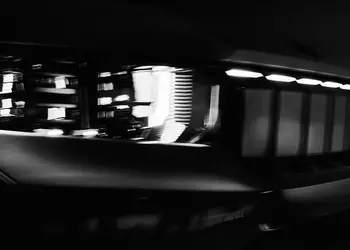 The new Jeep Compass has revealed its LED headlights in teaser images