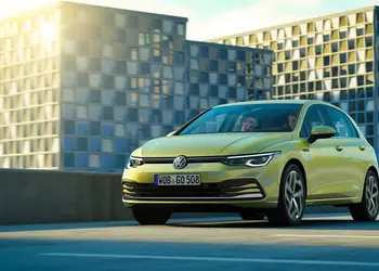 Volkswagen представили Golf нового поколения, включая гибридные варианты