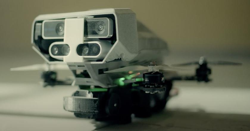 Elbit Systems dévoile le drone kamikaze LANIUS équipé d'une puce NVIDIA Jetson TX2, d'un GPS et d'une intelligence artificielle.
