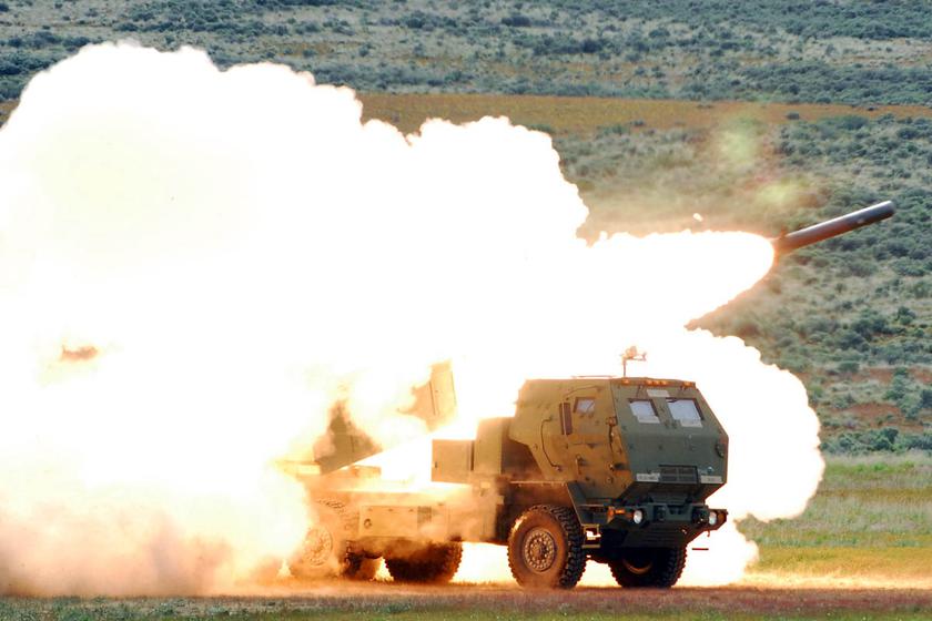 The United States plans to purchase 700 M142 HIMARS high-mobility artillery kits, 1,700 ATACMS ballistic missiles and more than 100,000 GMLRS rockets in 2023