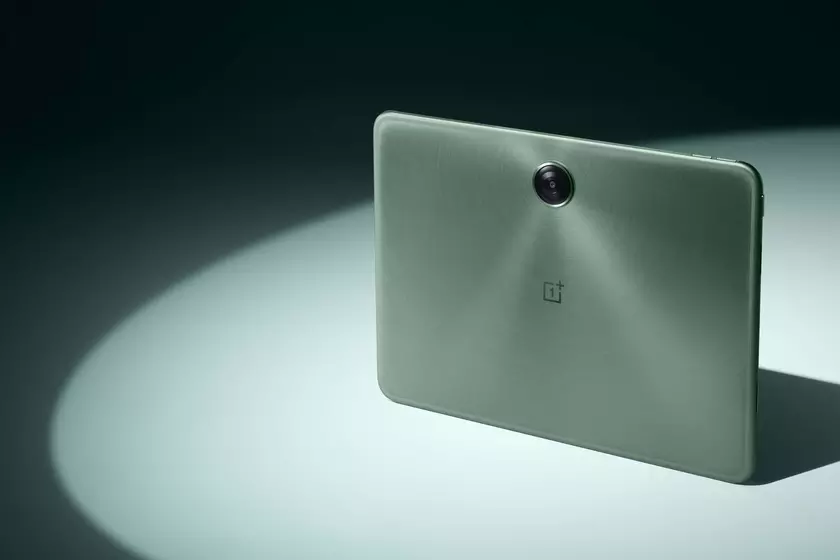OnePlus начала тизерить Pad Go: новый бюджетный планшет компании