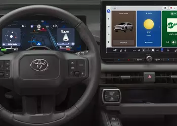 Toyota представила мультимедийную систему нового поколения