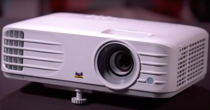 ViewSonic PX701HDH  best projector for a bright room