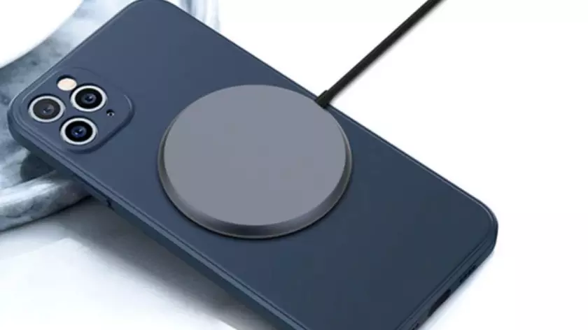 Для новых iPhone 12 уже представили беспроводную магнитную зарядку