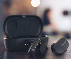  Auriculares inalámbricos, auriculares Bluetooth V5.2  actualizados 2022 con reducción de control táctil, auriculares Bluetooth  con cancelación de ruido con sonido de graves profundos en los oídos para  iPhone y Android 