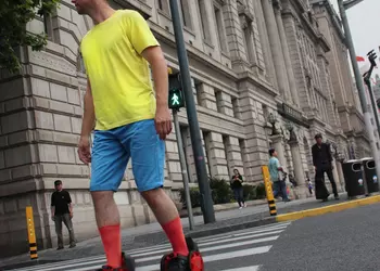 Электрические сапоги-скороходы ACTON R RocketSkates