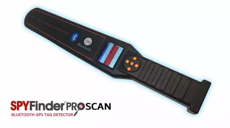 «L'espion qui sort dans le froid» : un nouveau gadget détecte les caméras cachées, AirTag et GPS-bogues en quelques secondes