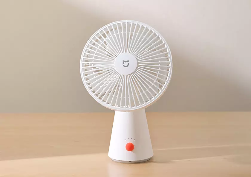 Xiaomi представила MiJia Desktop Fan: настольный вентилятор с портом USB-C и встроенным аккумулятором на 4000 мАч за $20