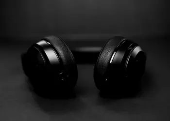 Новые китайские бренды: наушники и гарнитуры Ausdom