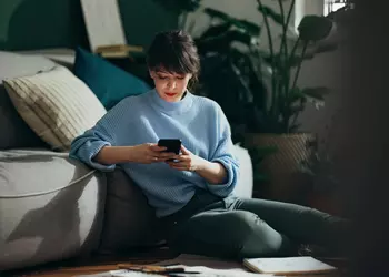 Meta warns women about fraudsters posing ...