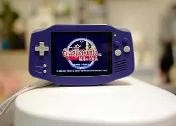 У стилі Game Boy Advance: Anbernic ...