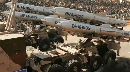 L'Inde a testé une version terrestre du missile de croisière supersonique avancé BrahMos ER, d'une portée de 450 à 500 kilomètres.