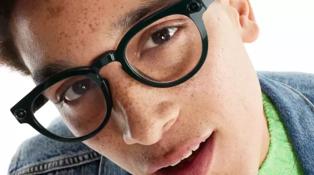 Samsung's Gemini glasses take on Meta ...