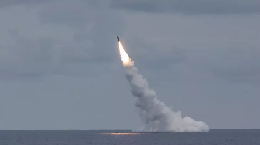 Украинские силы ПВО сбили две крылатые ракеты «Калибр» стоимостью почти $2 000 000, их выпустили из российской подводной лодки в акватории Чёрного моря