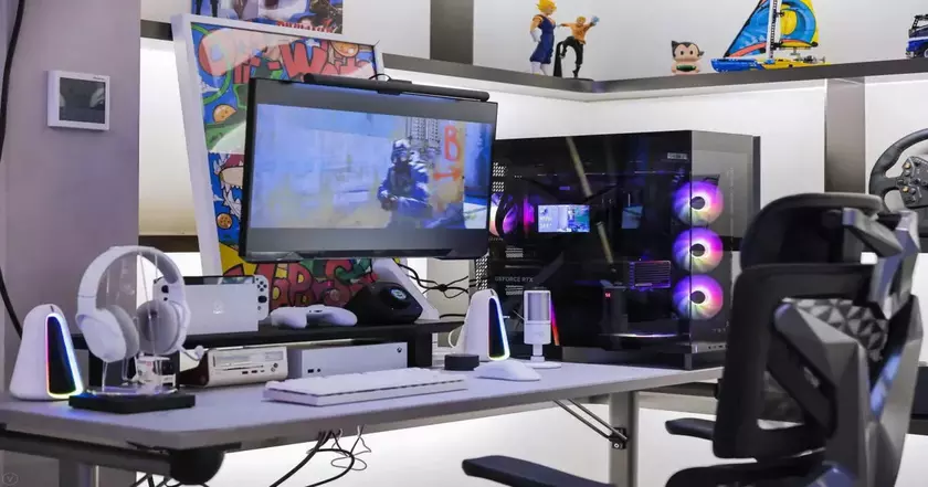 Первые в мире жидкостные кулеры AIO с изогнутым дисплеем AMOLED