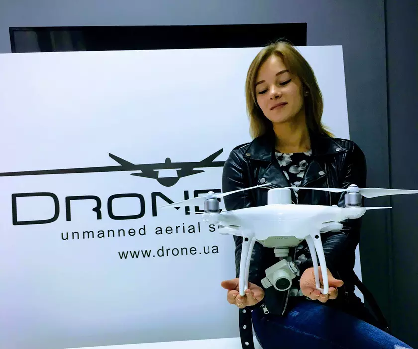 Распаковка DJI Phantom 4 RTK: что под капотом у лучшего дрона для геодезии и топографии