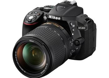 Зеркальная камера Nikon D5300 с 24.2-МП CMOS-матрицей формата DX и модулем Wi-Fi