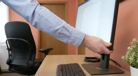 What Are the Best Monitors for Eye Strain?