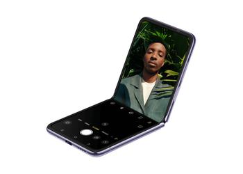 Tecno готовит к выходу раскладушку Phantom V2 Flip 5G, новинка будет похожа на Xiaomi Mix Flip