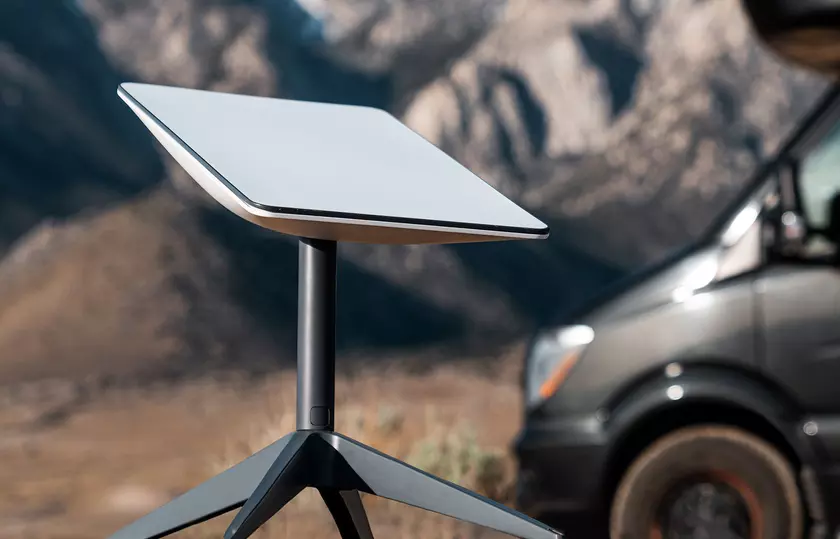 Украина вышла на контакт с Илоном Маском, проблему c работой и оплатой спутникового интернета Starlink для ВСУ решили