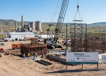 Больше не только софт: Билл Гейтс начал строить в США атомный реактор на натрии