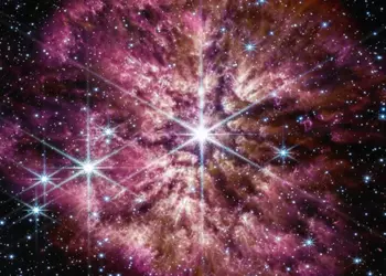 Сверхмассивные чёрные дыры могут выбрасывать большие звёзды из нашей галактики