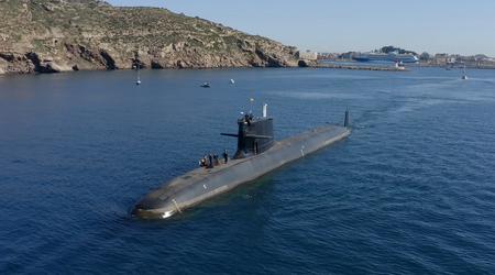 Navatina quiere vender a Filipinas dos submarinos diesel-eléctricos de la clase S-80 Plus Isaac Peral valorados en 1.700 millones de dólares que llevan misiles antibuque Harpoon y NSM.