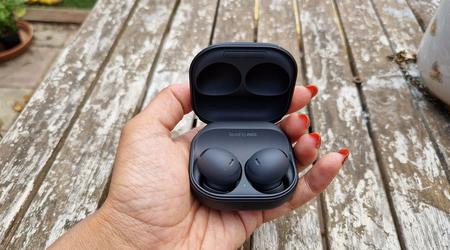New feature of Galaxy Buds: Samsung Music via touch gesture