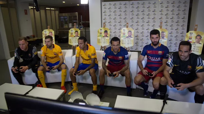 Electronic Arts и FIFA делают настоящий чемпионат мира для киберспортсменов