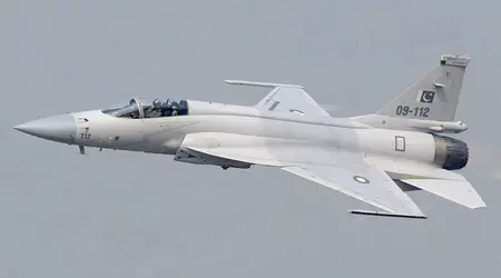 Pakistan equips JF-17 fighters with Chinese long-range PL-15 missiles