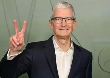 Bloomberg: Тим Кук не собирается на пенсию — руководитель Apple останется на своем посту до окончания президентского срока Трампа